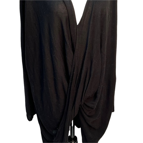 one Fashion by Vero Moda Twist Front Black Tunic Top Size XS - Picture 4 of 10